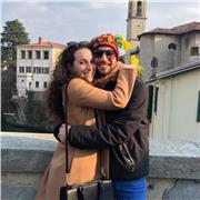 Studentessa di lingue per ripetizioni